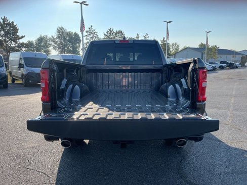 New 2026 RAM 1500 4x4 Crew Cab image 15