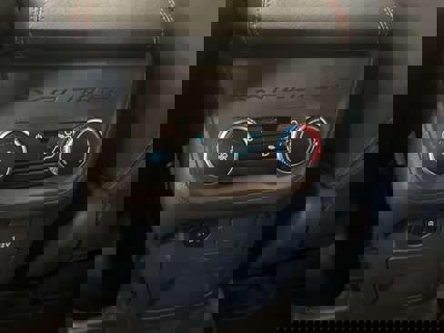 New 2025 Ford Explorer ST-Line image 9