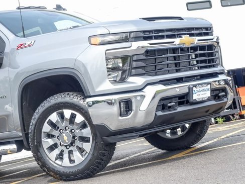New 2026 Chevrolet Silverado 2500 LT w/ All Star Edition image 3