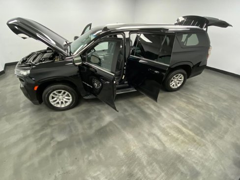 Used 2021 Chevrolet Suburban LT image 48