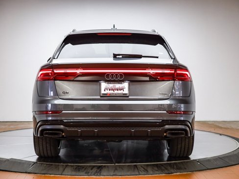 New 2025 Audi Q8 Prestige image 9