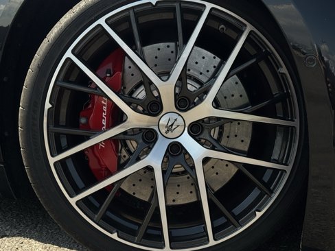 New 2024 Maserati GranCabrio Trofeo image 11
