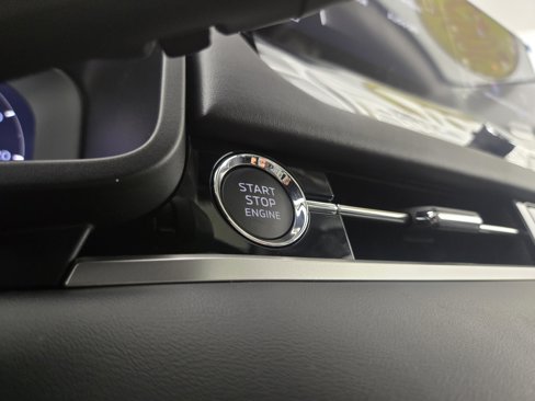 New 2025 Mitsubishi Outlander SEL image 27