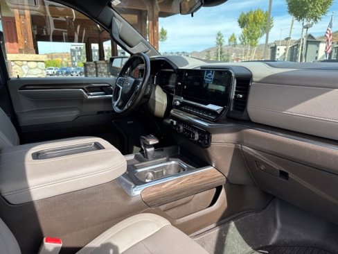 Used 2022 Chevrolet Silverado 1500 LT Trail Boss w/ LT Trail Boss Premium Package image 37