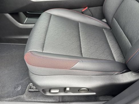 New 2026 Chevrolet Equinox RS image 14