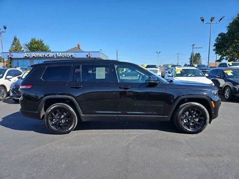 Used 2024 Jeep Grand Cherokee L Laredo image 8