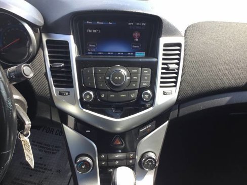 Used 2015 Chevrolet Cruze LT image 15