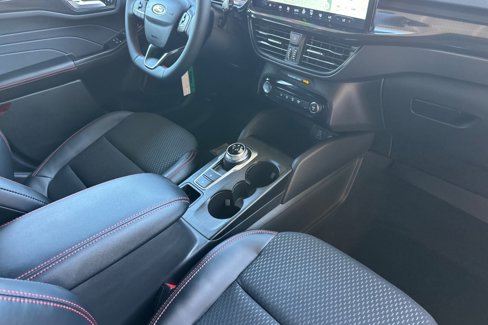 New 2025 Ford Escape ST-Line image 16