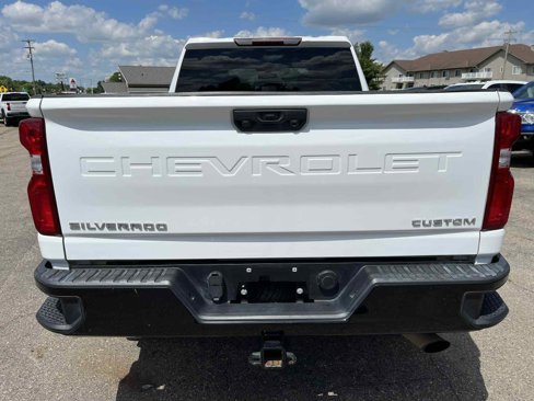 Used 2020 Chevrolet Silverado 2500 Custom w/ Custom Value Package image 7