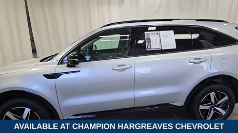 Used 2021 Kia Sorento EX w/ Panoramic Sunroof Package image 6