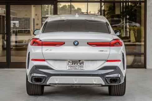 Used 2022 BMW X6 xDrive40i w/ M Sport Package image 8