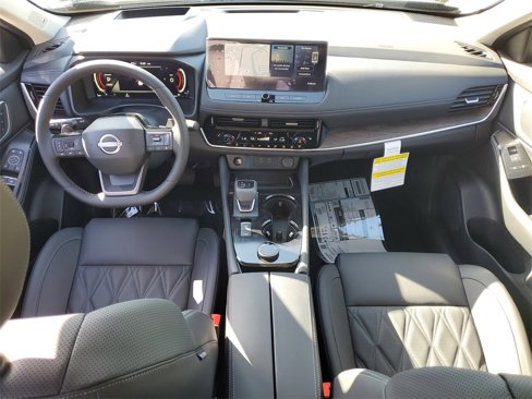 New 2026 Nissan Rogue Platinum image 8