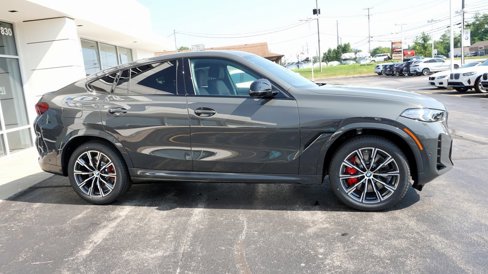 New 2026 BMW X6 M60i image 3
