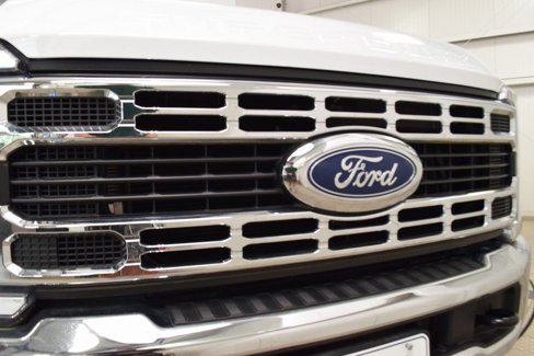 Used 2024 Ford F350 XLT w/ XLT Value Package image 5