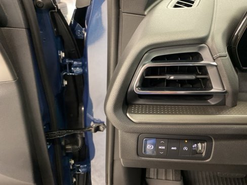 New 2026 Chevrolet Traverse LT w/ Driver Confidence Package image 12
