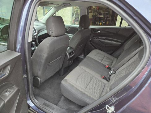 Used 2018 Chevrolet Equinox LT image 11