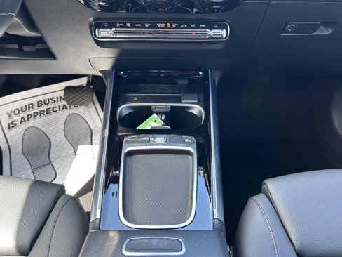 Used 2024 Mercedes-Benz GLA 250 4MATIC image 18