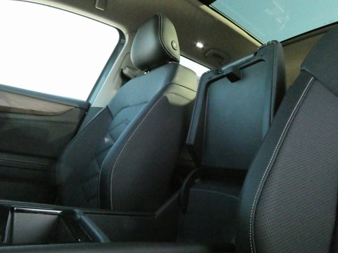 New 2026 Volkswagen Atlas SE image 33