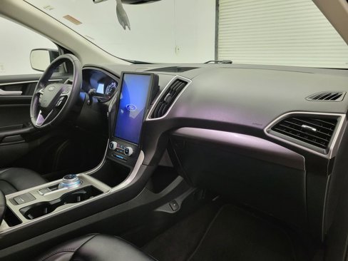 Used 2024 Ford Edge SEL image 35