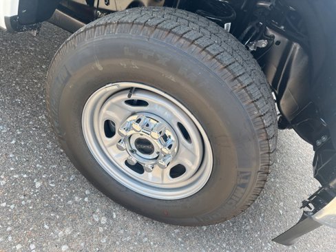 New 2026 Ford F250 4x4 SuperCab Super Duty image 9