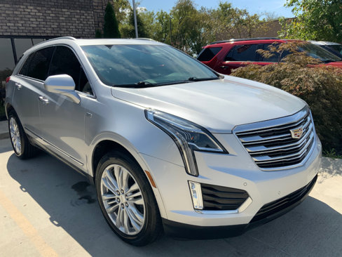 Used 2019 Cadillac XT5 Premium Luxury image 2