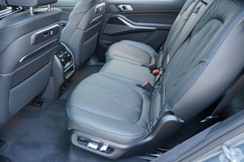 New 2026 BMW X7 M60i image 20