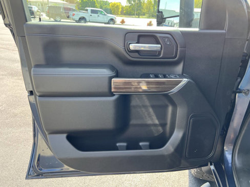 Used 2022 Chevrolet Silverado 2500 LT w/ Z71 Sport Edition image 12
