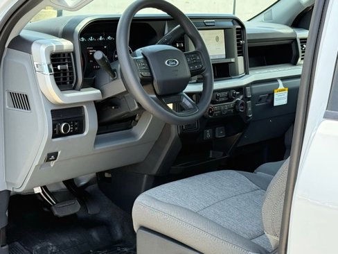 New 2026 Ford F250 XL image 7