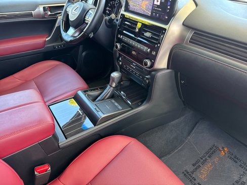Used 2023 Lexus GX 460 Premium image 16