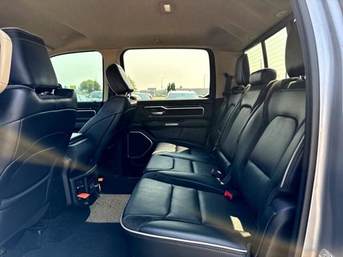 Used 2019 RAM 1500 Laramie image 31