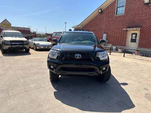 Used 2014 Toyota Tacoma 4x4 Double Cab image 2