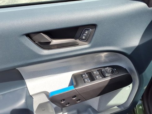 New 2025 Ford Maverick XLT w/ XLT Luxury Package image 13