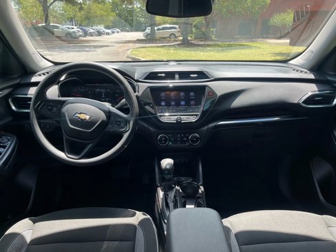 Used 2023 Chevrolet TrailBlazer LT w/ Convenience Package image 16