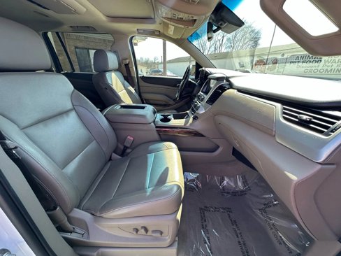 Used 2019 GMC Yukon XL SLT w/ Open Road Package image 11