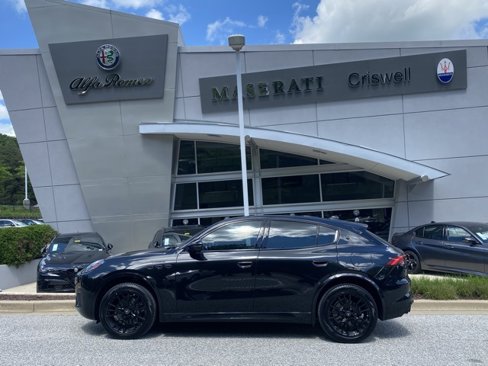 New 2025 Maserati Grecale Modena image 8