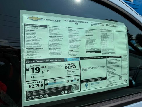 New 2025 Chevrolet Colorado Z71 w/ Technology Package image 35