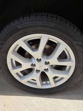 Used 2012 Nissan Rogue SL image 17
