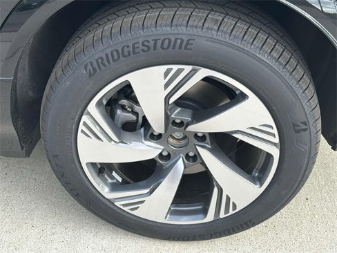 New 2025 Audi Q6 e-tron Prestige image 4