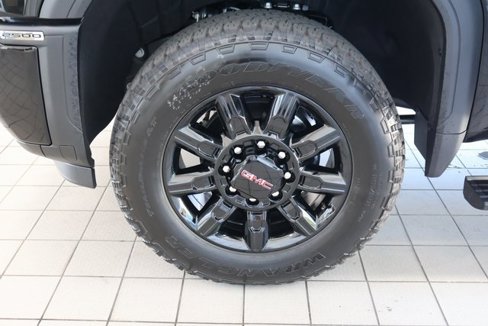 New 2026 GMC Sierra 2500 AT4 w/ AT4 Premium Plus Package image 8
