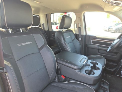 Used 2024 RAM 2500 Laramie image 30