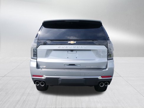 New 2025 Chevrolet Suburban Premier image 4