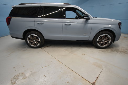 New 2025 Ford Expedition King Ranch image 32
