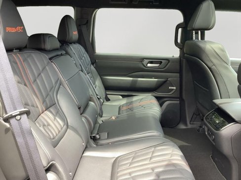 New 2025 Nissan Armada PRO-4X w/ Pro-4X Premium Package image 13