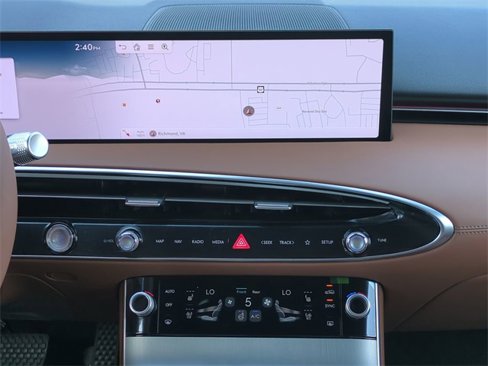 New 2026 Genesis GV70 2.5T Advanced image 16