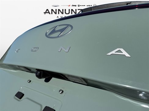 Used 2024 Hyundai Kona SEL w/ Convenience Package image 17