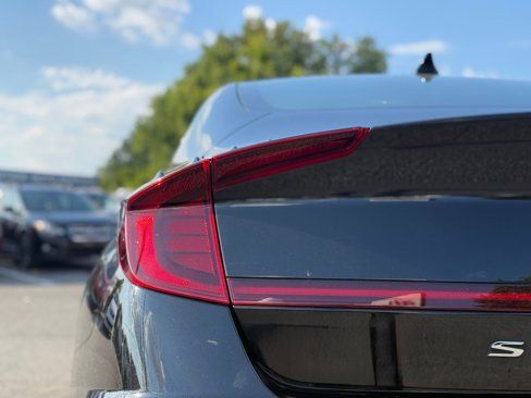 Used 2021 Hyundai Sonata Blue image 9