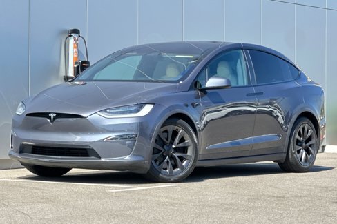 Used 2022 Tesla Model X image 1