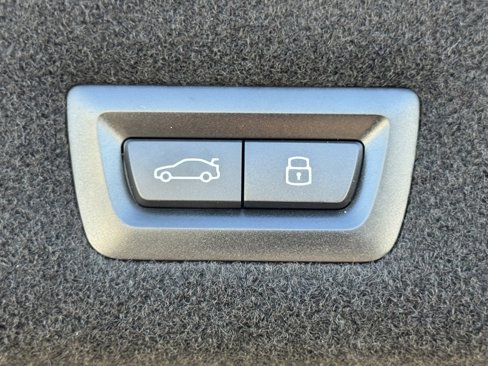 New 2026 BMW i7 xDrive60 w/ Executive Package image 11