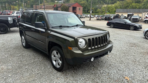 Used 2016 Jeep Patriot Latitude image 16