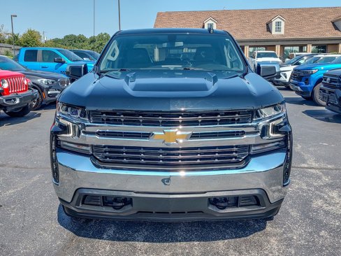 Used 2022 Chevrolet Silverado 1500 LT w/ Work Truck Package image 9